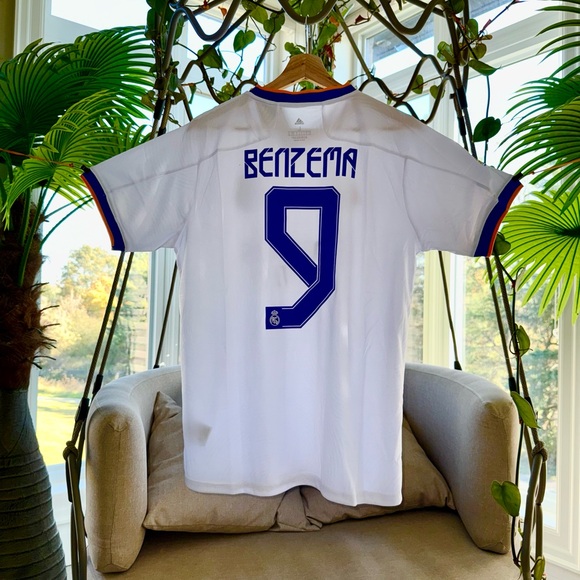 Real Madrid Benzema #9 Soccer Jersey Rep* - Picture 1 of 2
